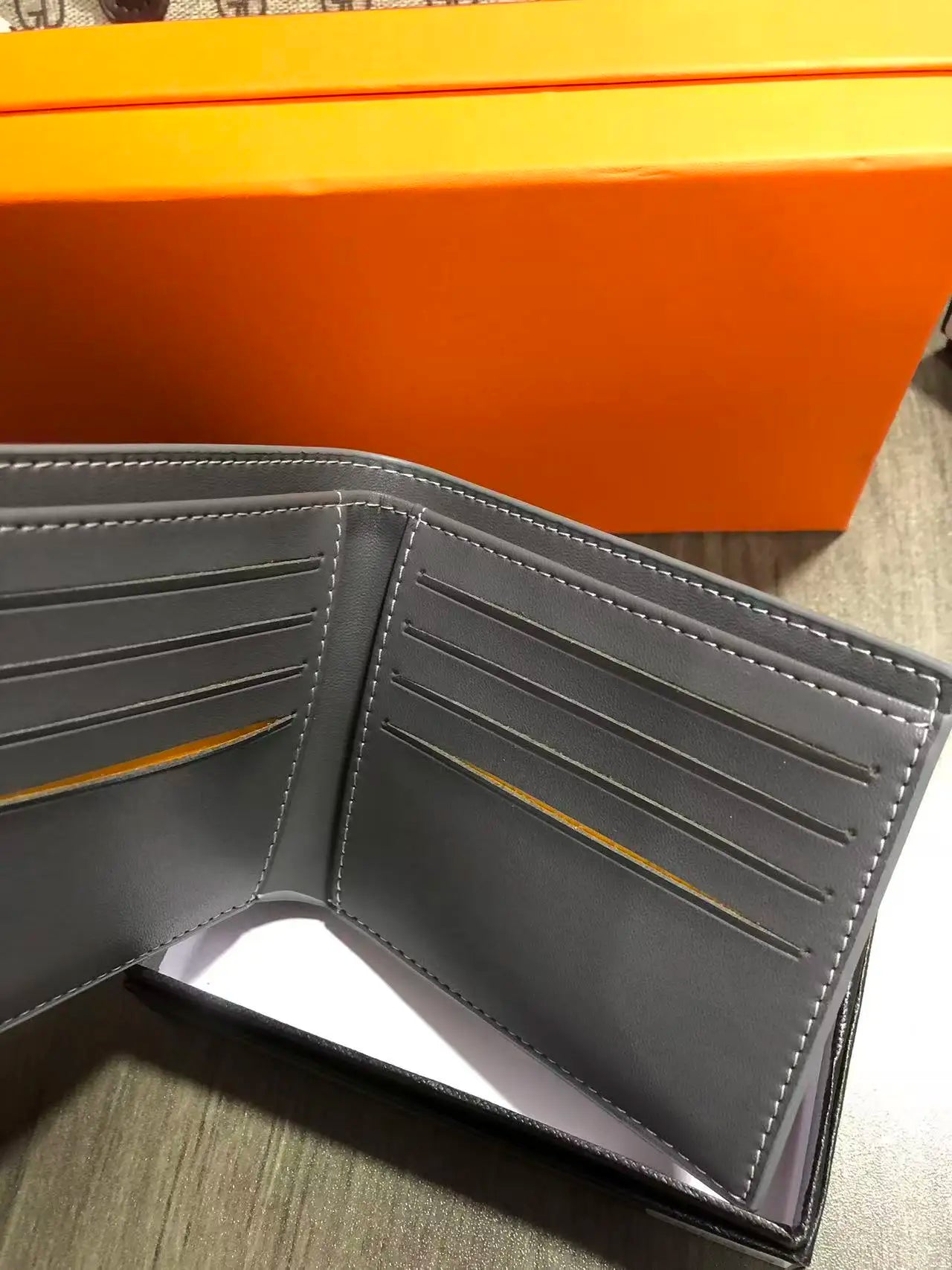 DRAVEN — Luxury Embroidered Leather Wallet 2025 Short Slim Design