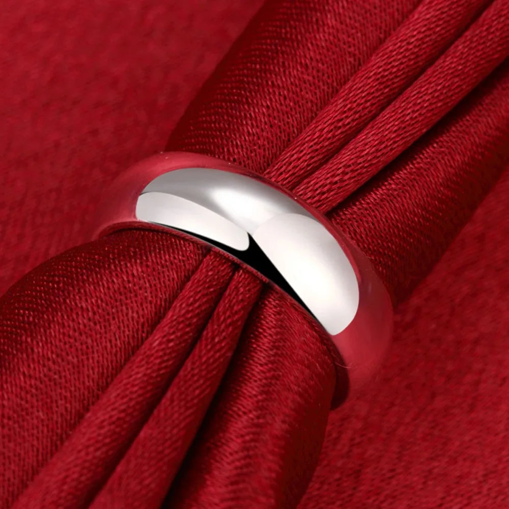 Classic Sterling Silver Circle Ring – Elegant Men's Accessory | Accessorio Uomo Elegante
