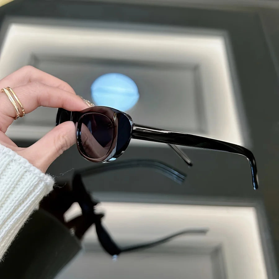 DRAVEN — Small Square Sunglasses – Vintage Black Designer Style