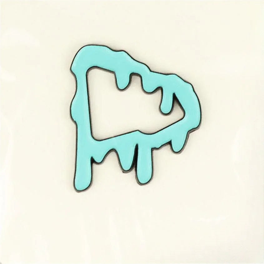 DRAVEN — Virgin Mary Metal Pin – Retro Baseball Cap Brooch