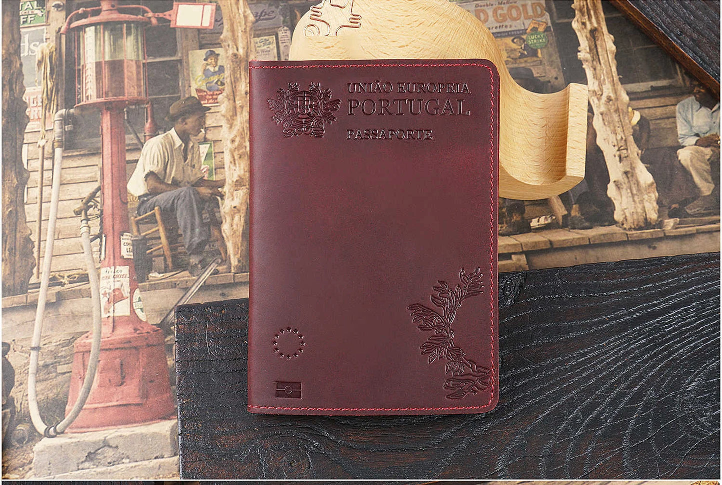 DRAVEN — Genuine Leather Portugal Passport Holder Travel Wallet
