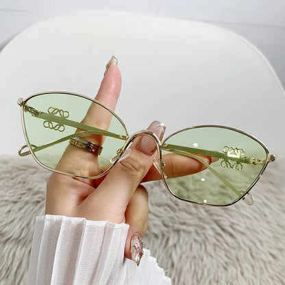 Metal Cat-Eye Sunglasses – Trendy Street Style – Elegant Men's Accessory | Accessorio Uomo Elegante