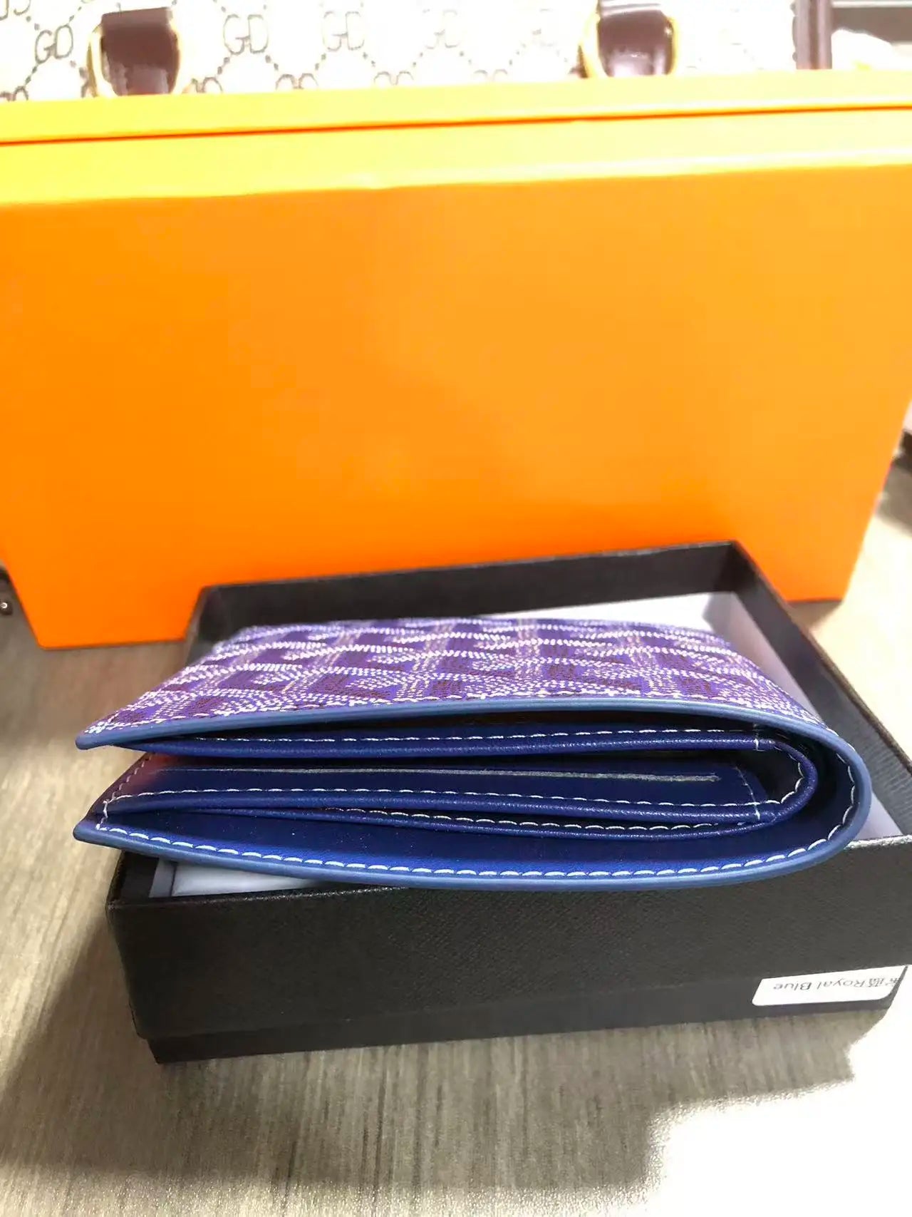 Luxury Embroidered Leather Wallet 2025 Short Slim Design – Elegant Men's Accessory | Accessorio Uomo Elegante