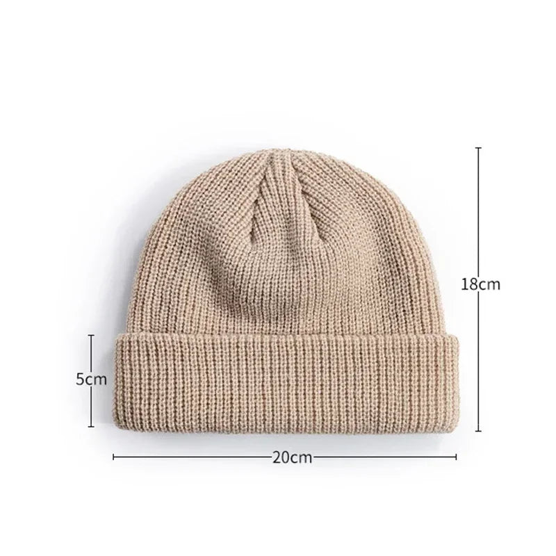 Classic Wool Beanie – Minimal Warm Knit Hat – Elegant Men's Accessory | Accessorio Uomo Elegante