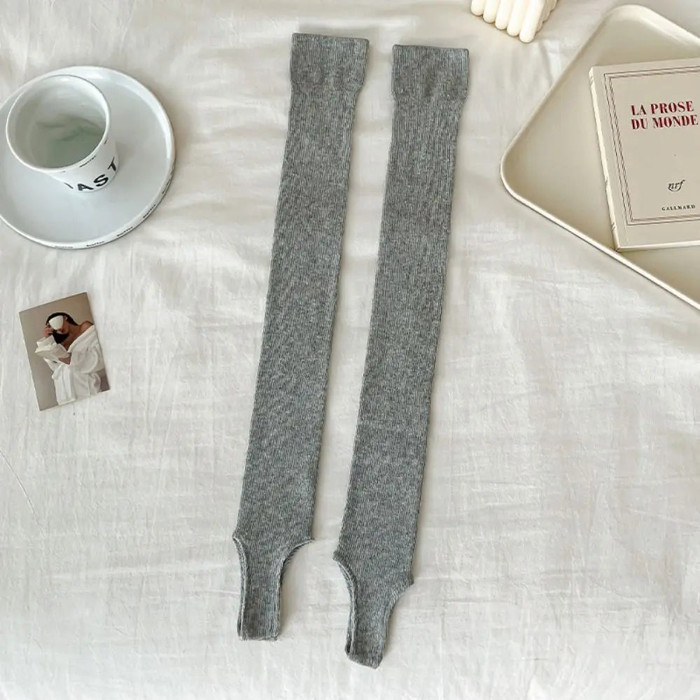 DRAVEN — Solid Color Knee High Socks – Women’s Elegant Street Style