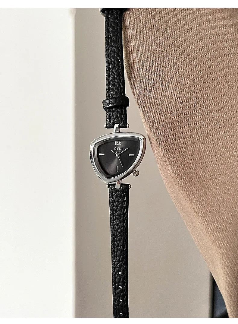 DRAVEN — Men’s Triangular Luxury Watch – Bold Stainless Steel Design