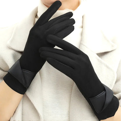 Suede Touchscreen Gloves – Women’s Elegant Winter Style – Elegant Men's Accessory | Accessorio Uomo Elegante
