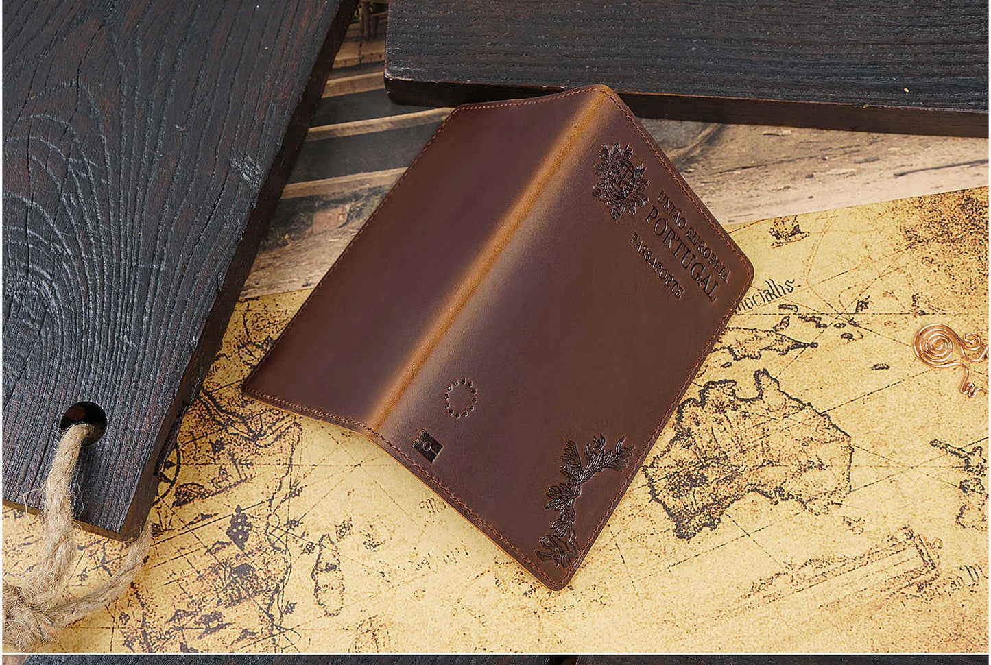 DRAVEN — Genuine Leather Portugal Passport Holder Travel Wallet