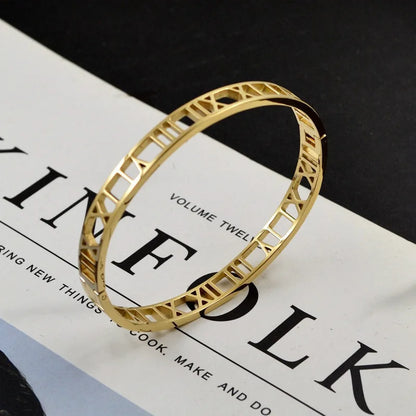 Roman Stainless Steel Bracelet – Elegant Men's Accessory | Accessorio Uomo Elegante