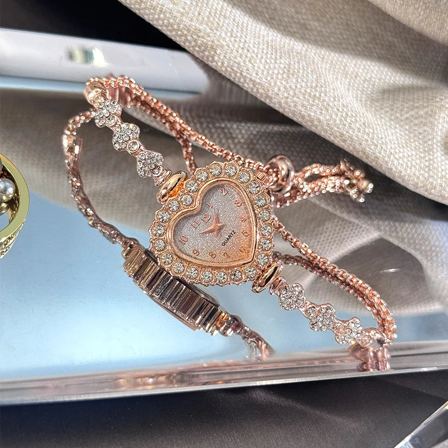 Blooming Heart – Women’s Diamond Flower Watch with Ribbon Strap – Elegant Men's Accessory | Accessorio Uomo Elegante