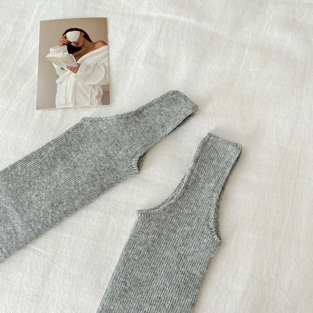 DRAVEN — Solid Color Knee High Socks – Women’s Elegant Street Style