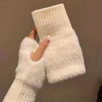 Plush Knitted Fingerless Gloves – Women’s Soft Winter Style – Elegant Men's Accessory | Accessorio Uomo Elegante