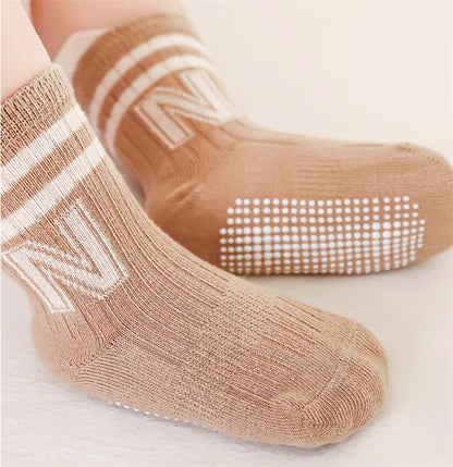3 Pairs Kids Non-Slip Socks – Soft Cotton Letter Design