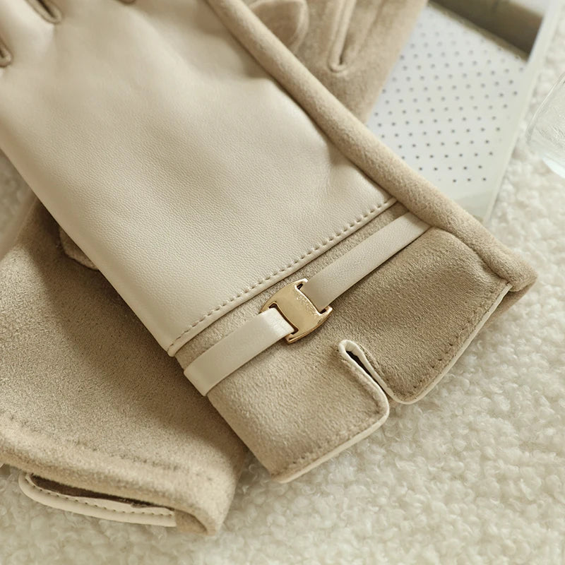 Fleece-Lined PU Gloves – Women’s Elegant Winter Style – Elegant Men's Accessory | Accessorio Uomo Elegante