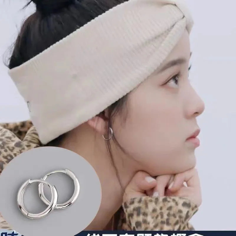 Simple Sterling Silver Small Earrings – Elegant Men's Accessory | Accessorio Uomo Elegante