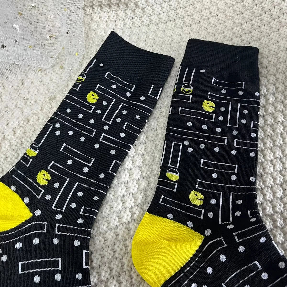 Retro Game Socks – Unisex Funky Street Style – Elegant Men's Accessory | Accessorio Uomo Elegante