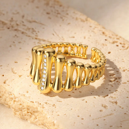 Gold Geometric Zircon Crystal Ring – Elegant Men's Accessory | Accessorio Uomo Elegante