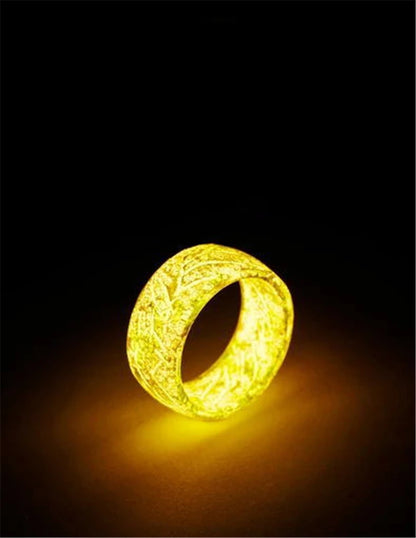 Colorful Luminous Resin Ring – Elegant Men's Accessory | Accessorio Uomo Elegante