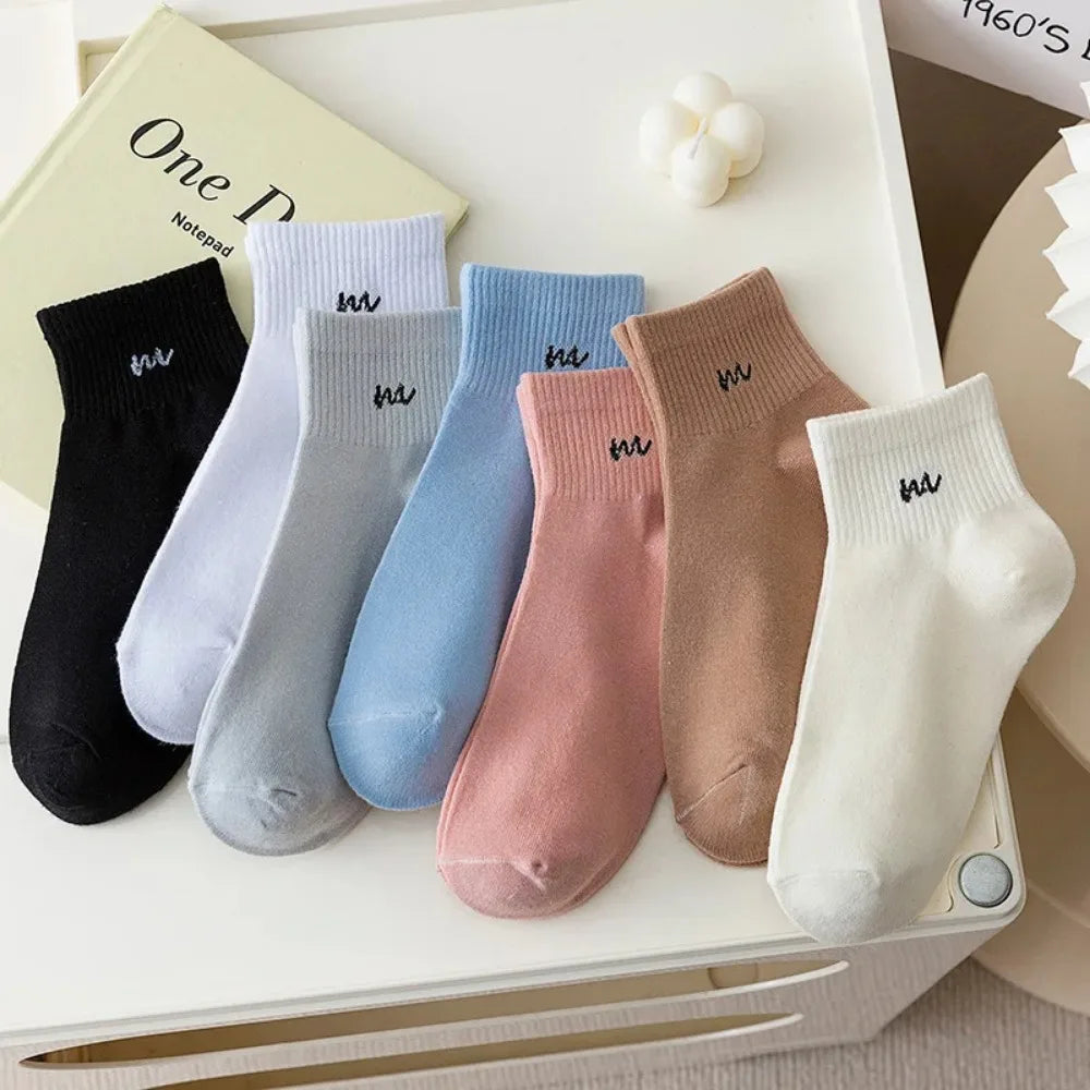 DRAVEN — 5 Pairs Letter Print Short Socks – Soft & Breathable