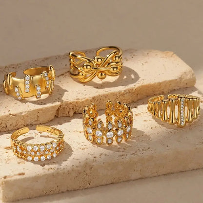 Gold Geometric Zircon Crystal Ring – Elegant Men's Accessory | Accessorio Uomo Elegante