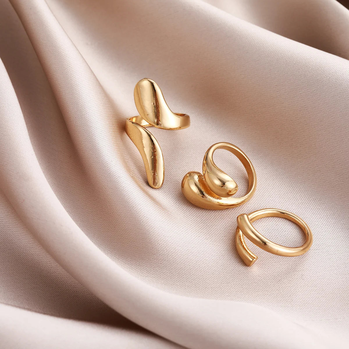 Irregular Geometric Gold Silver Ring Set – Elegant Men's Accessory | Accessorio Uomo Elegante