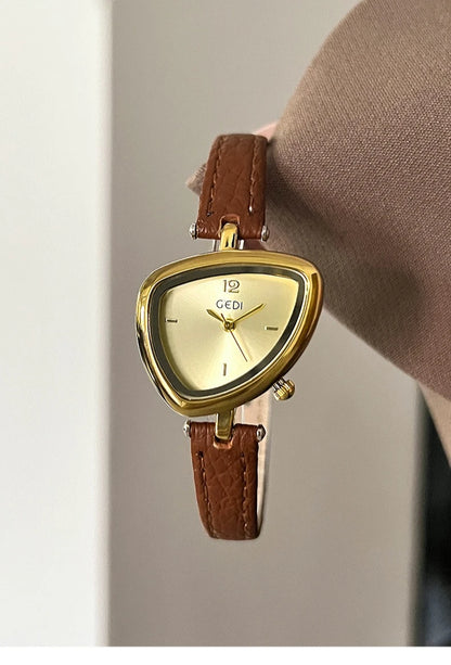 Men’s Triangular Luxury Watch – Bold Stainless Steel Design – Elegant Men's Accessory | Accessorio Uomo Elegante