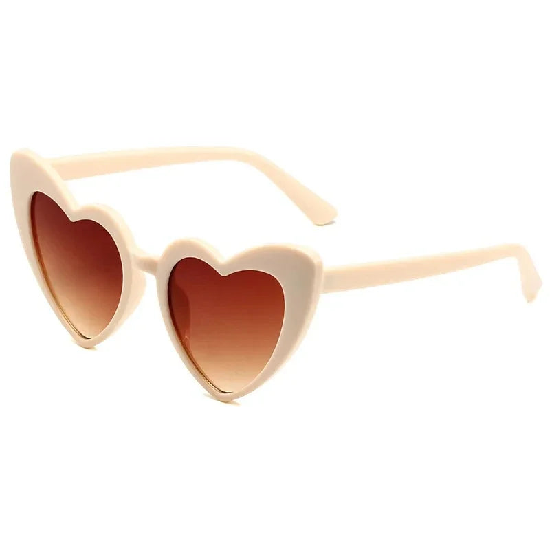 DRAVEN — Retro Heart Sunglasses – Oversized Love Frame UV400 Eyewear