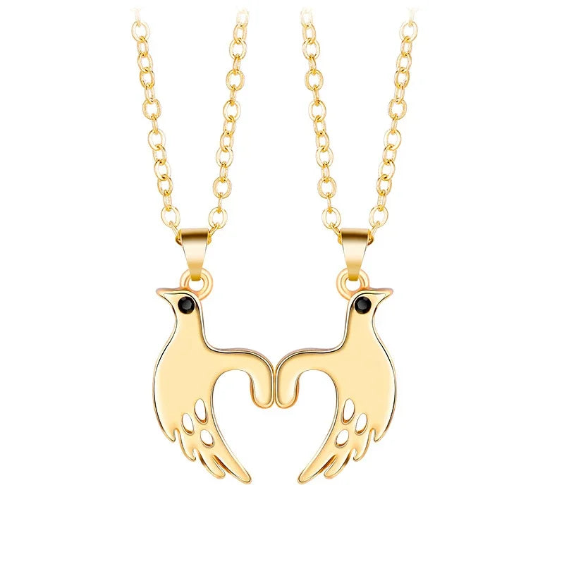 DRAVEN — Pinky Swear Couple Necklace Set – Promise Hand Pendant Jewelry for Lovers and Friends