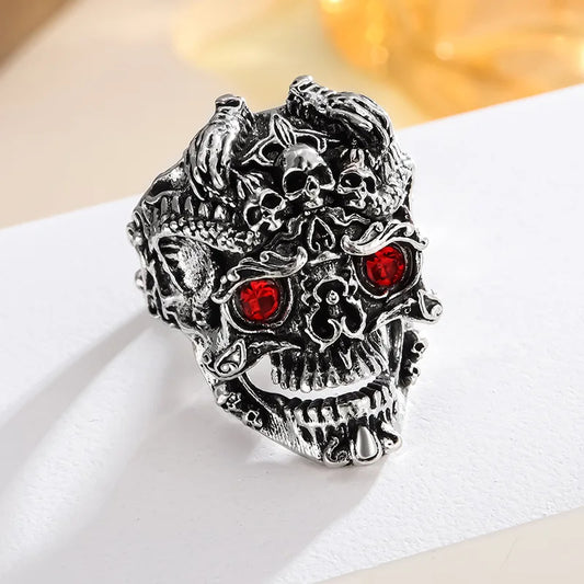 DRAVEN — Vintage Gothic Skull Ring — Rings collection | DRAVEN