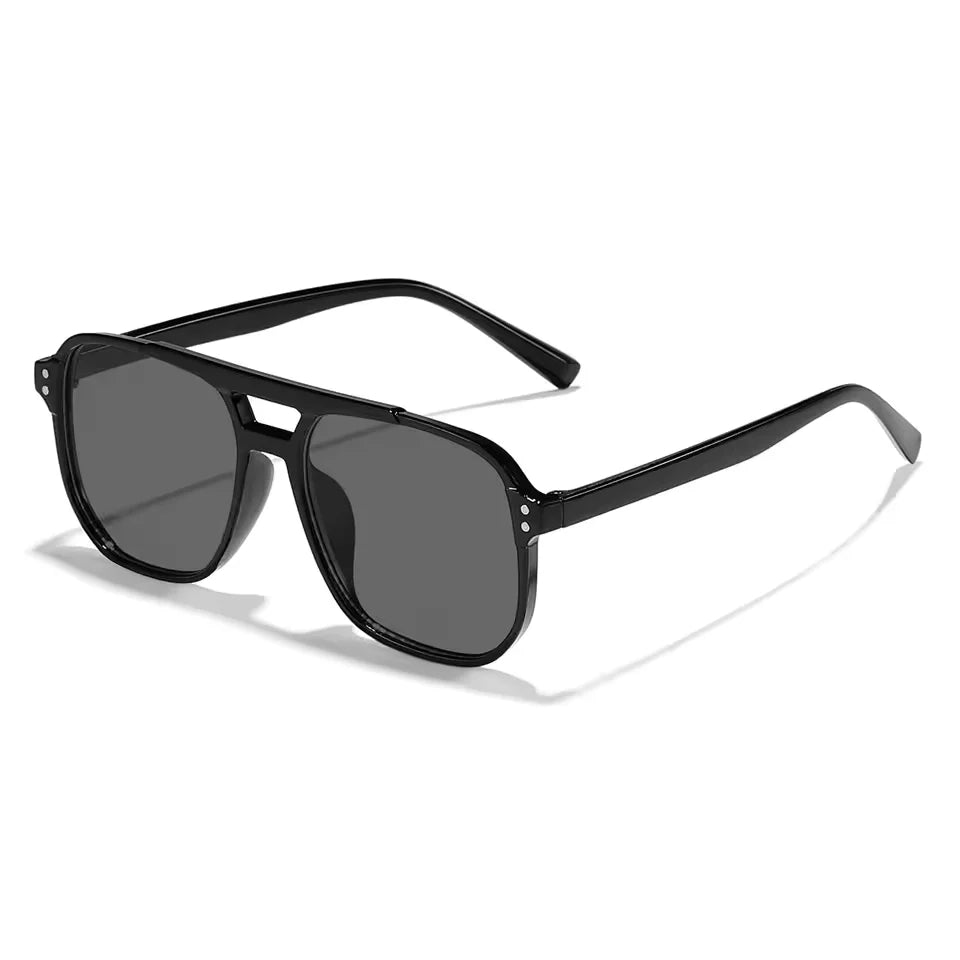 DRAVEN — Oversized Square Sunglasses – Classic Black Lens