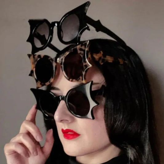 DRAVEN — Bat Sunglasses – Halloween Party Retro  Shades — Sunglasses | DRAVEN