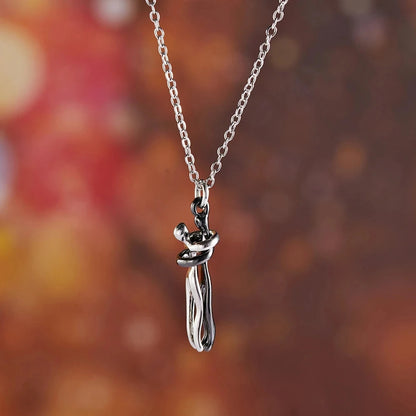 Embrace Couple Pendant Necklace – Punk Hug Jewelry for Men and Women – Elegant Men's Accessory | Accessorio Uomo Elegante