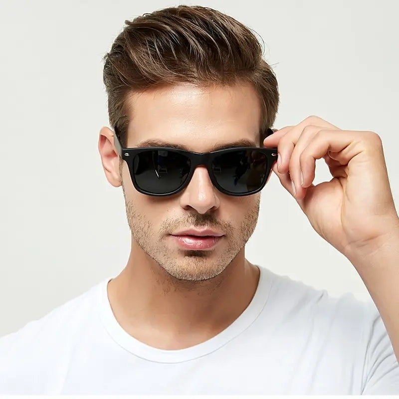 Classic Unisex Sunglasses – Timeless Everyday Style – Elegant Men's Accessory | Accessorio Uomo Elegante