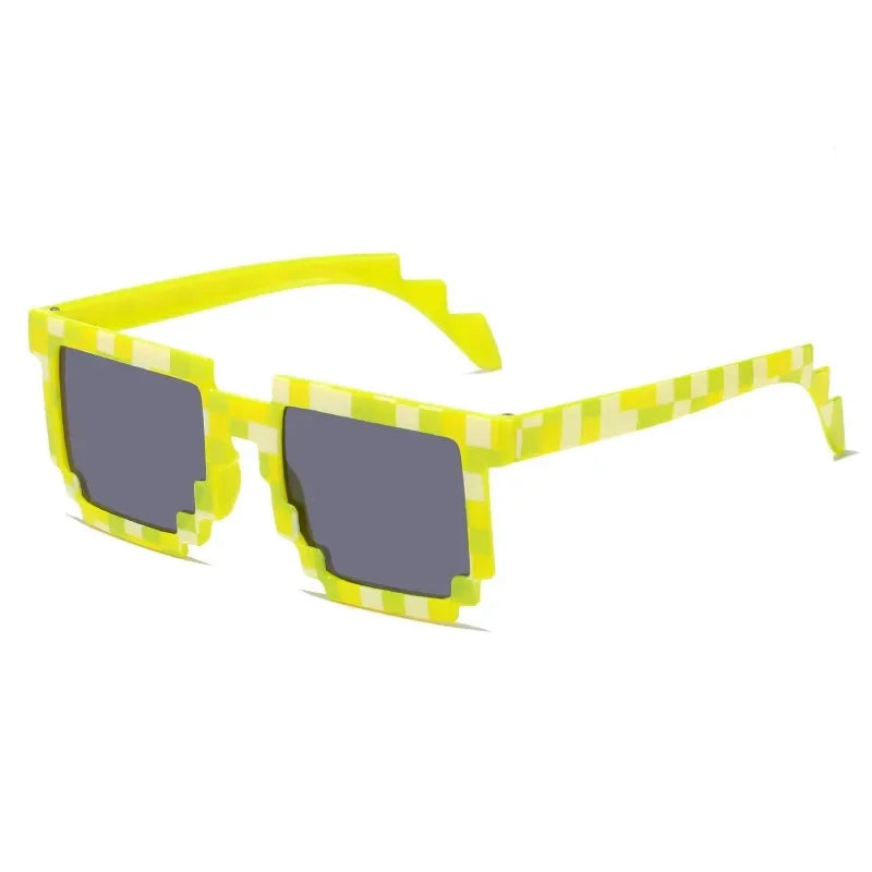 DRAVEN — Pixel Mosaic Sunglasses – Gamer Retro Style