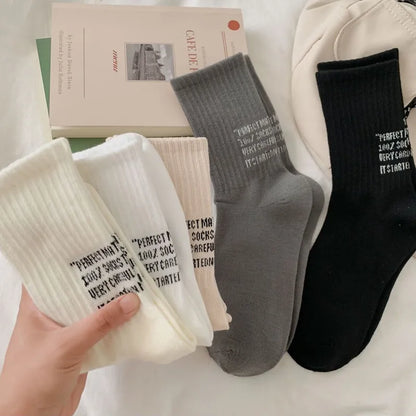Letter Cotton Socks – Trendy Unisex Sport Style