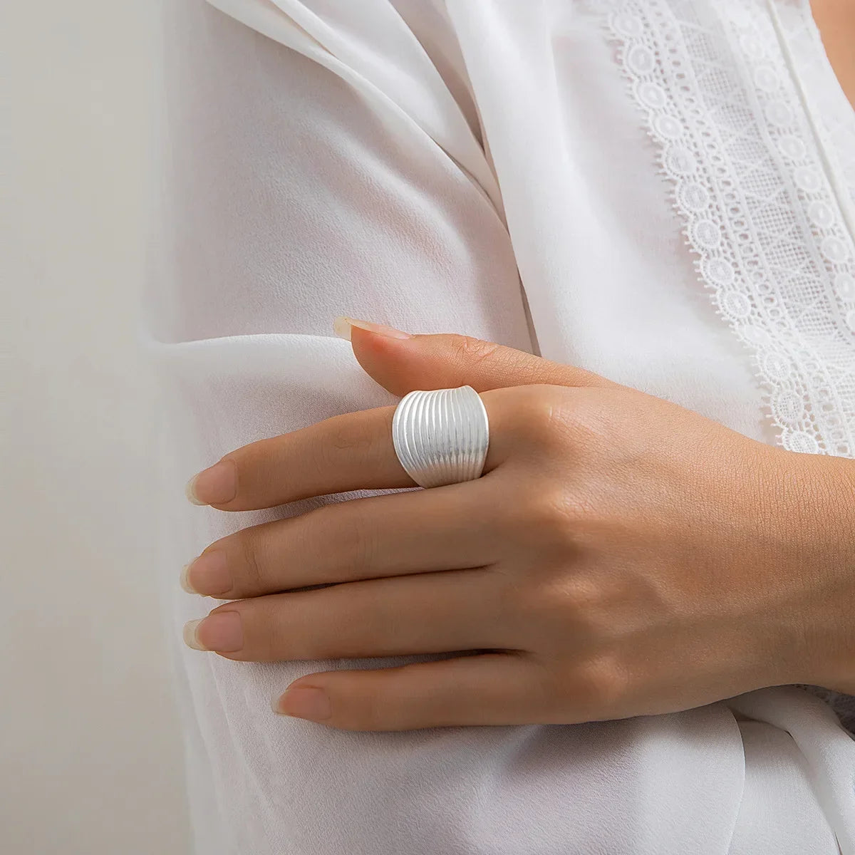 Luxury Irregular Geometric Ring – Elegant Men's Accessory | Accessorio Uomo Elegante