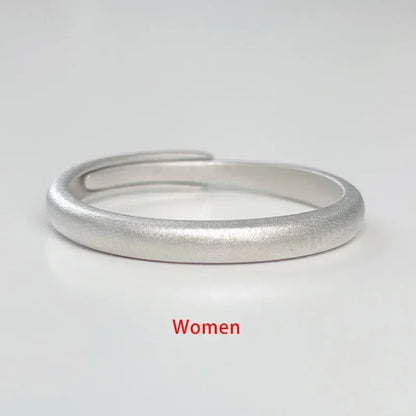 Minimalist Frosted Silver Ring – Elegant Men's Accessory | Accessorio Uomo Elegante