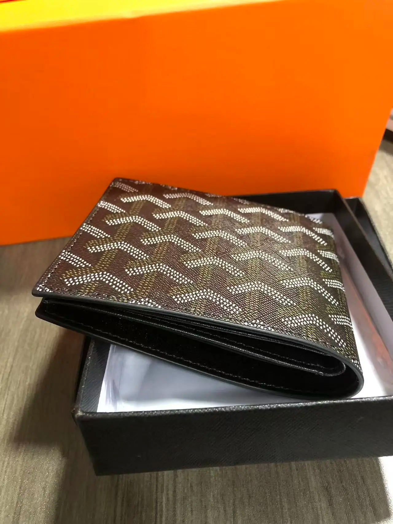 DRAVEN — Luxury Embroidered Leather Wallet 2025 Short Slim Design