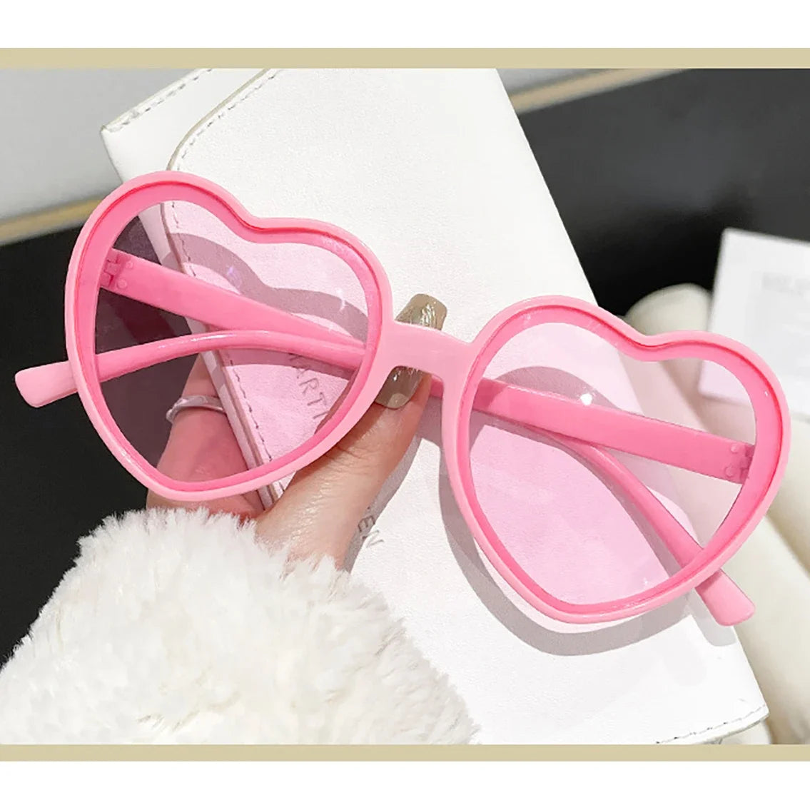 DRAVEN — Heart Cat Eye Sunglasses – Retro Love Frame UV400 Eyewear