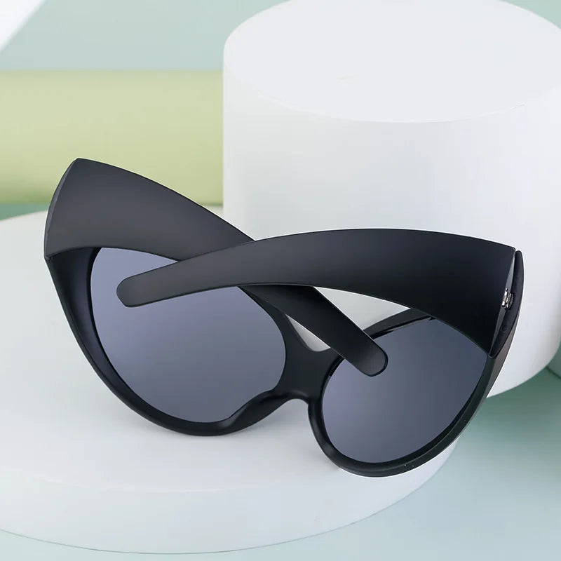 DRAVEN — Retro Futuristic Sunglasses – Steampunk Y2K Style