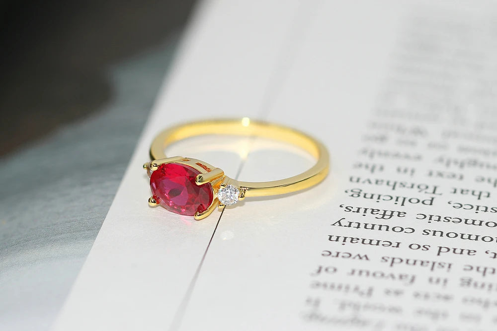 Elegant Multicolor Oval Zircon Ring – Elegant Men's Accessory | Accessorio Uomo Elegante