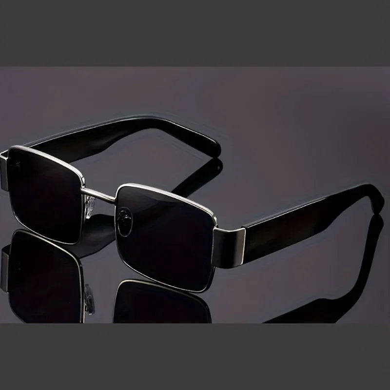 DRAVEN — Large Frame Sunglasses – Gold & Black Accent