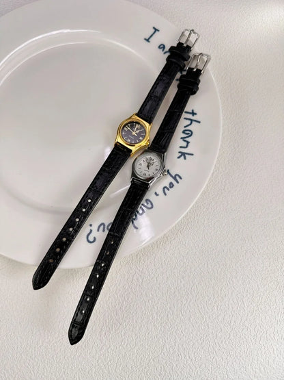 Grace in Motion – Women’s Leather Quartz Watch with Stainless Steel Details – Elegant Men's Accessory | Accessorio Uomo Elegante