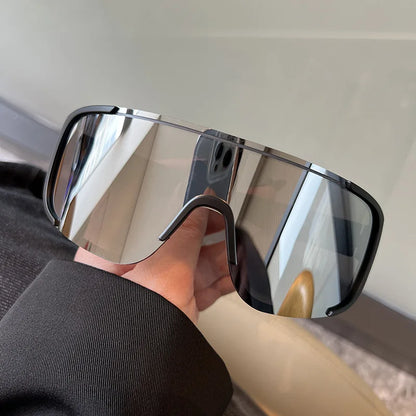 Cycling Shield Sunglasses – Retro Sport Style – Elegant Men's Accessory | Accessorio Uomo Elegante