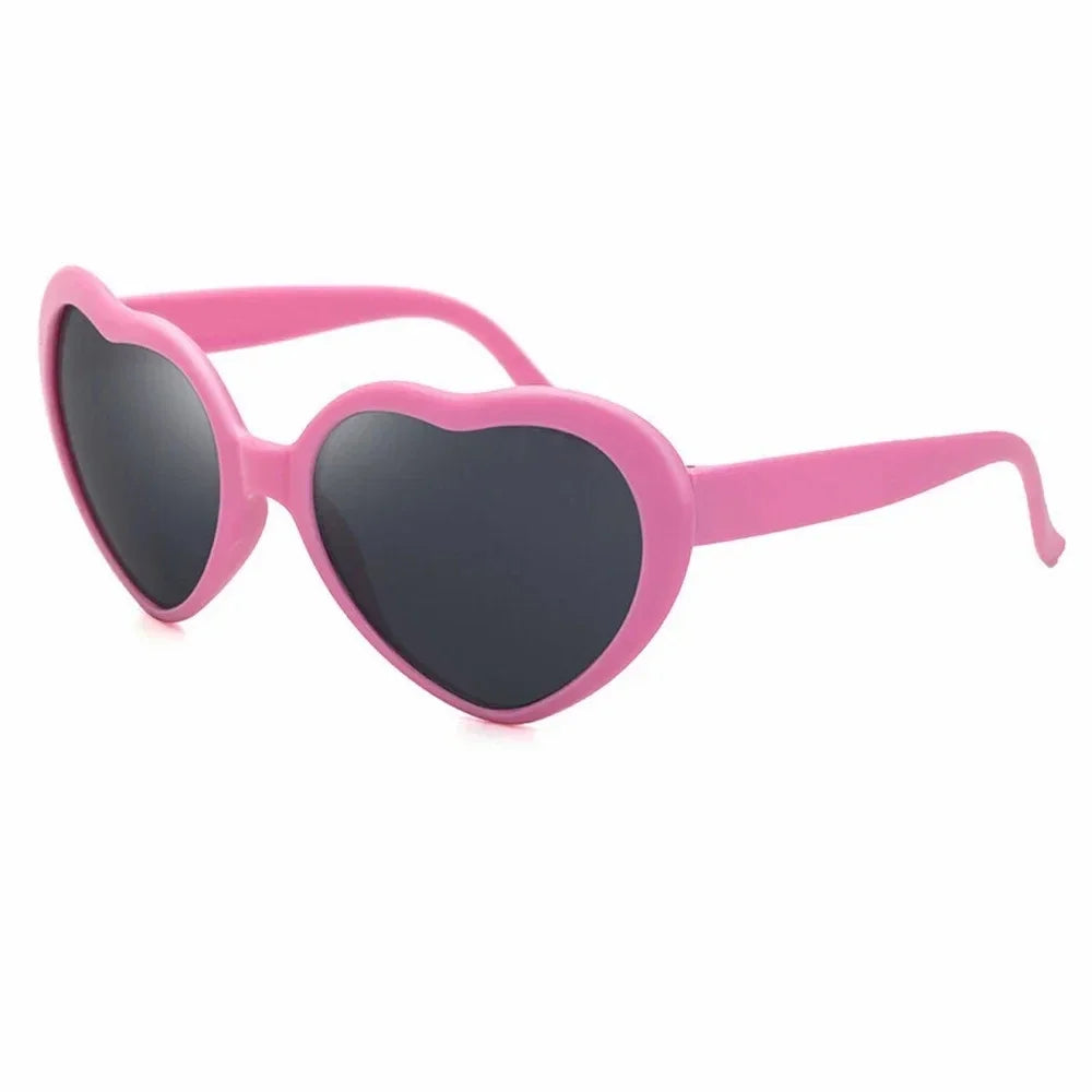 DRAVEN — Light-Reactive Heart Sunglasses – Color-Changing Love Shades