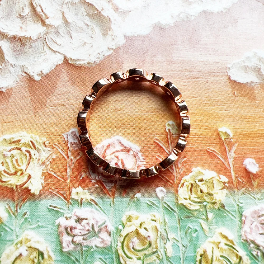 Rose Gold Circle Sterling Silver Ring – Elegant Men's Accessory | Accessorio Uomo Elegante