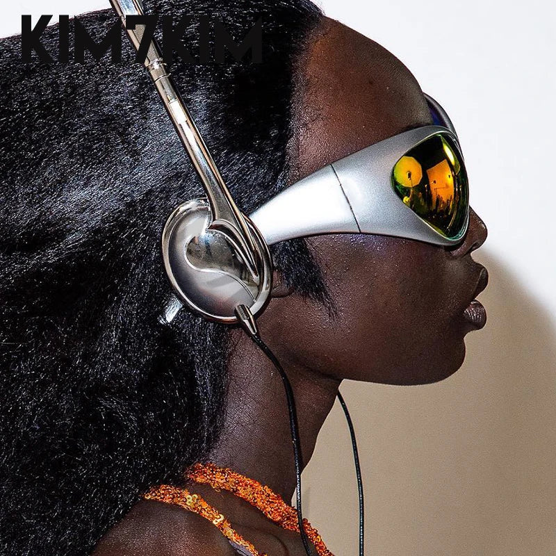 Retro Futuristic Sunglasses – Steampunk Y2K Style – Elegant Men's Accessory | Accessorio Uomo Elegante