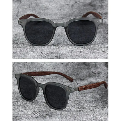 Retro Wood Grain Sunglasses – Square Frame UV Protection – Elegant Men's Accessory | Accessorio Uomo Elegante