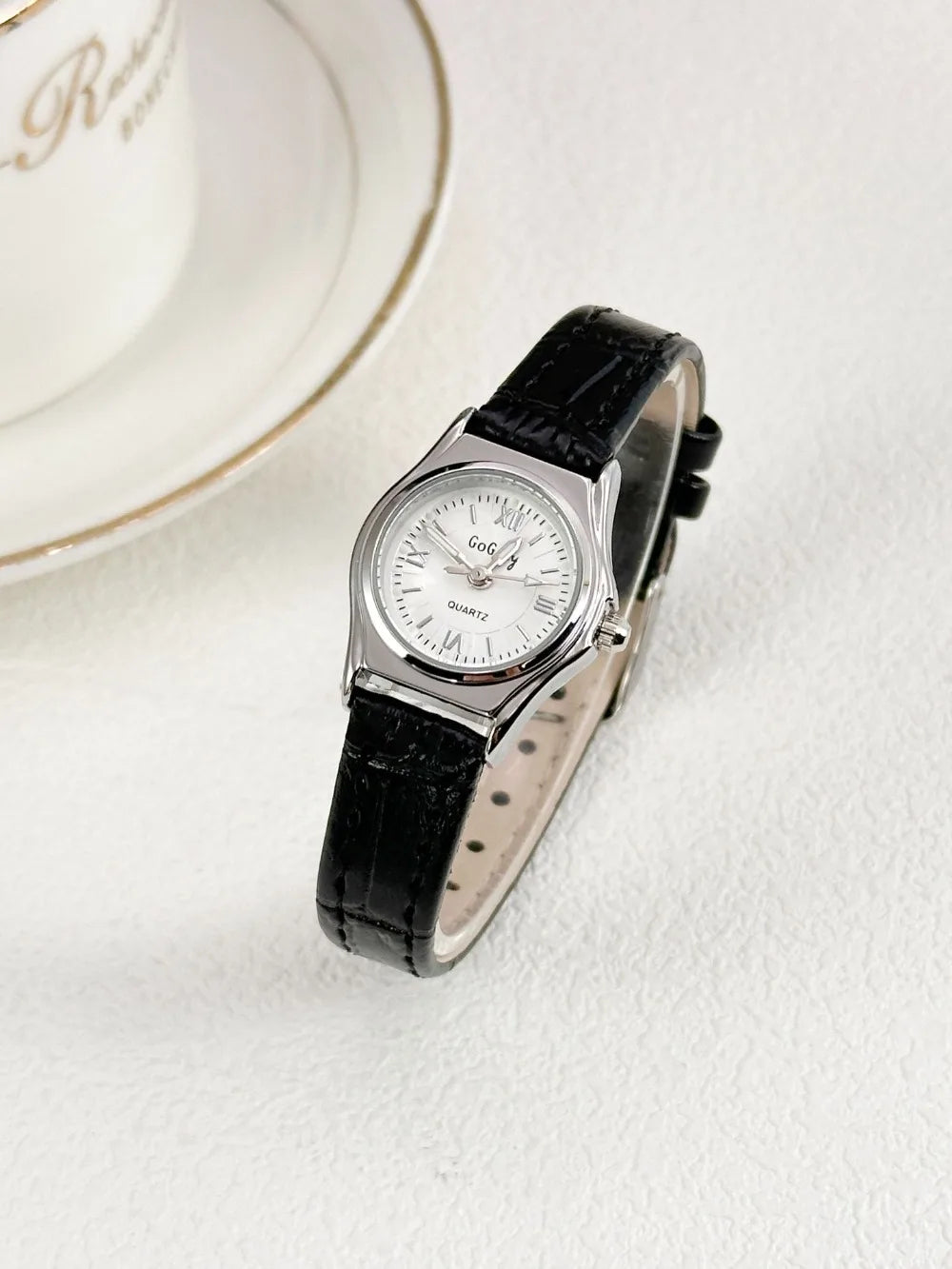 Grace in Motion – Women’s Leather Quartz Watch with Stainless Steel Details – Elegant Men's Accessory | Accessorio Uomo Elegante