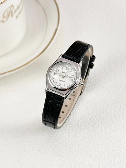 Grace in Motion – Women’s Leather Quartz Watch with Stainless Steel Details – Elegant Men's Accessory | Accessorio Uomo Elegante